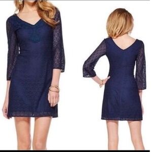 Lilly Pulitzer Dress Womens‎ Small Blue Lace V Neck 3/4 Sleeve Sheath Lined
